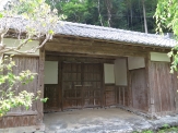 内山家長屋門